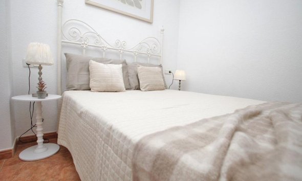 Resale - Apartment - Torrevieja - torrevieja