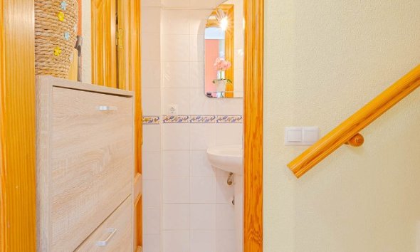 Resale - Terraced house / Townhouse - Punta Prima