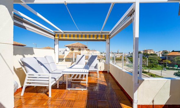 Resale - Terraced house / Townhouse - Punta Prima