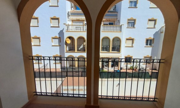 Resale - Apartment - Orihuela Costa - La Zenia