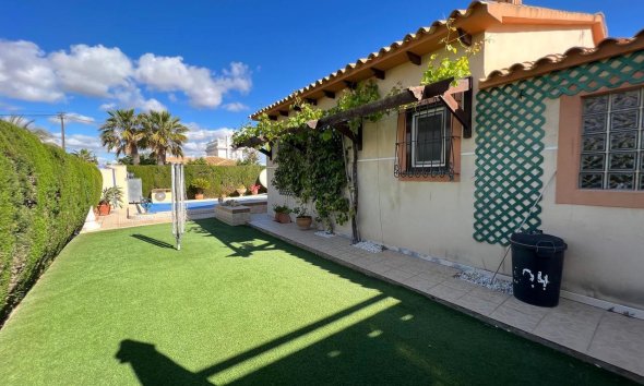 Resale - Villa - Orihuela Costa - Cabo Roig