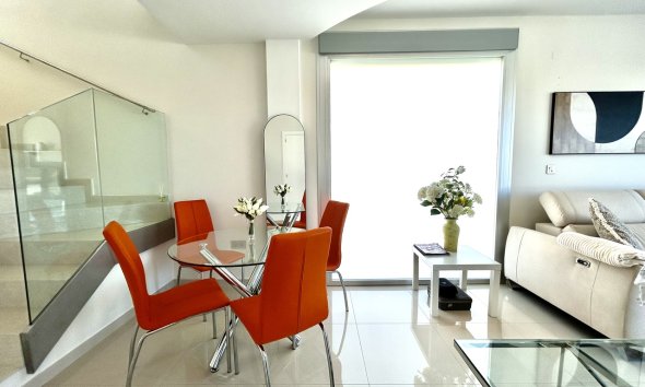 Resale - Villa - Orihuela Costa - Villamartin