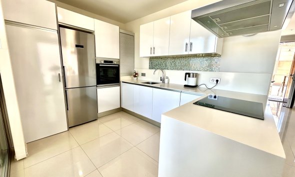 Resale - Villa - Orihuela Costa - Villamartin