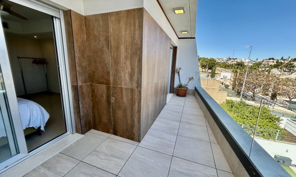 Resale - Villa - Orihuela Costa - Villamartin