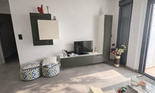 Resale - Apartment - Torrevieja - Punta Prima