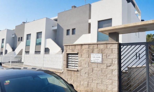 Resale - Apartment - Torrevieja - Punta Prima