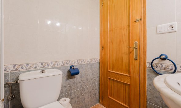 Resale - Apartment - Torrevieja - Parque de Las Naciones