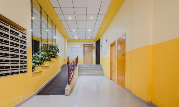 Resale - Apartment - Torrevieja - Parque de Las Naciones