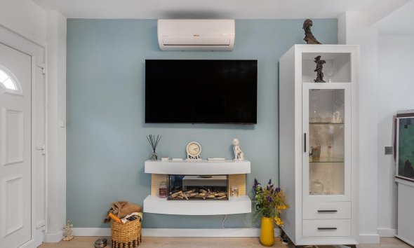 Resale - Villa - Guardamar del Segura - Urbanizaciones