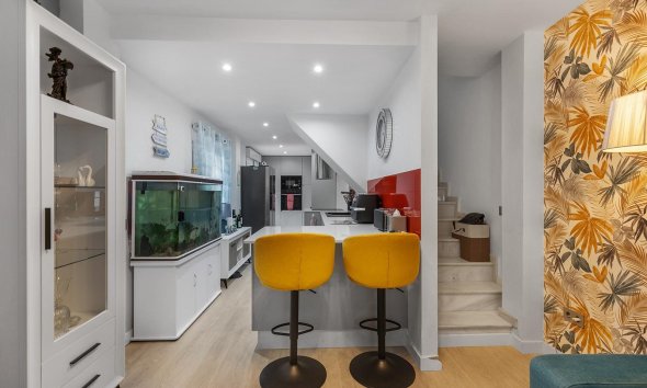 Resale - Villa - Guardamar del Segura - Urbanizaciones