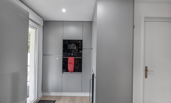 Resale - Villa - Guardamar del Segura - Urbanizaciones