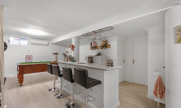 Resale - Villa - Guardamar del Segura - Urbanizaciones