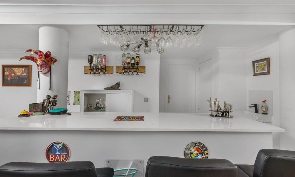 Resale - Villa - Guardamar del Segura - Urbanizaciones