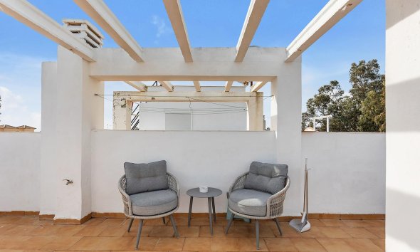 Resale - Villa - Guardamar del Segura - Urbanizaciones