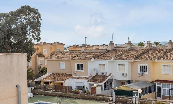 Resale - Villa - Guardamar del Segura - Urbanizaciones