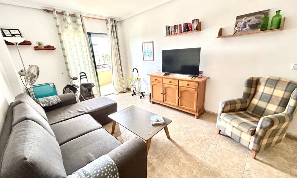 Resale - Apartment - Orihuela Costa - Cabo Roig