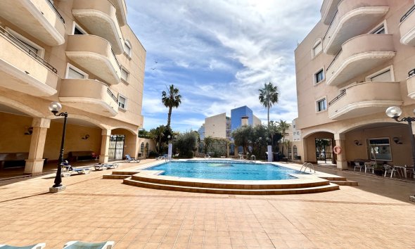 Resale - Apartment - Orihuela Costa - Cabo Roig