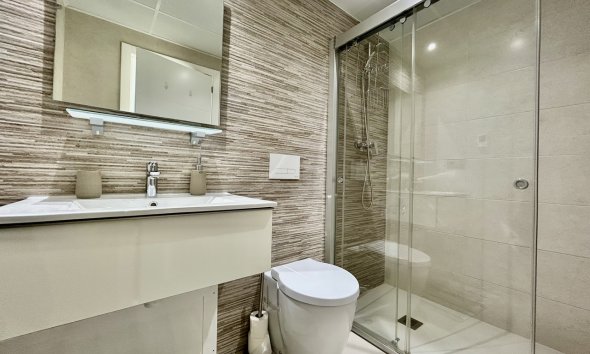 Resale - Villa - Orihuela Costa - Villamartin