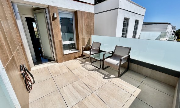 Resale - Villa - Orihuela Costa - Villamartin