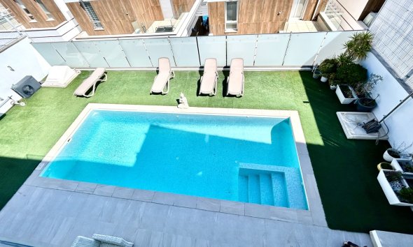 Resale - Villa - Orihuela Costa - Villamartin