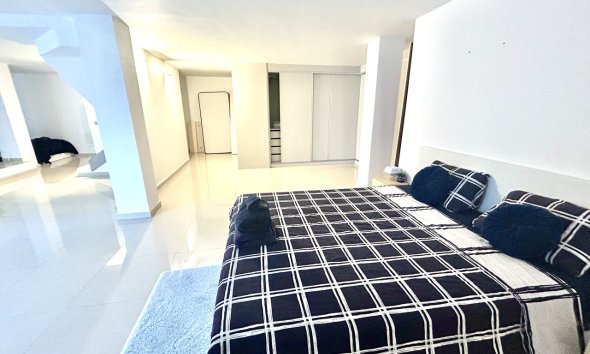 Resale - Villa - Orihuela Costa - Villamartin