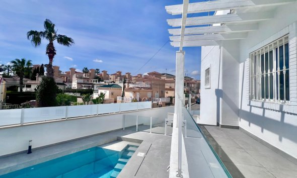 Resale - Villa - San Miguel de Salinas - Las filipinas