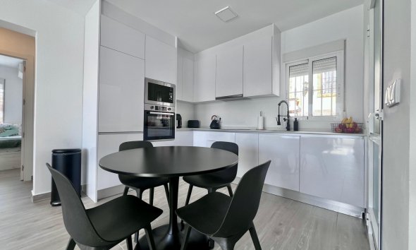 Resale - Villa - San Miguel de Salinas - Las filipinas