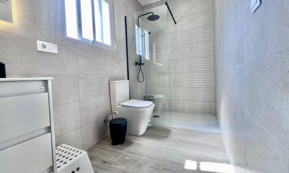 Resale - Villa - San Miguel de Salinas - Las filipinas