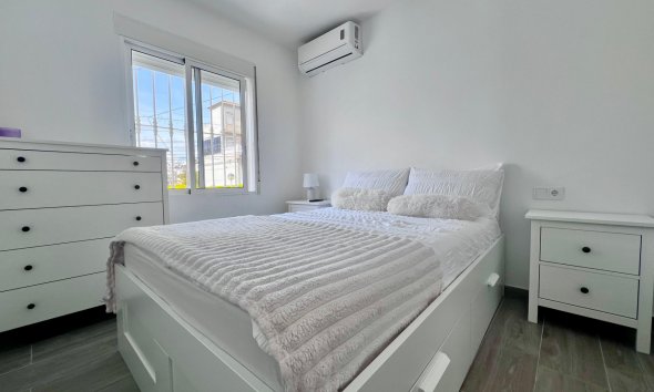 Resale - Villa - San Miguel de Salinas - Las filipinas