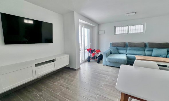 Resale - Villa - San Miguel de Salinas - Las filipinas