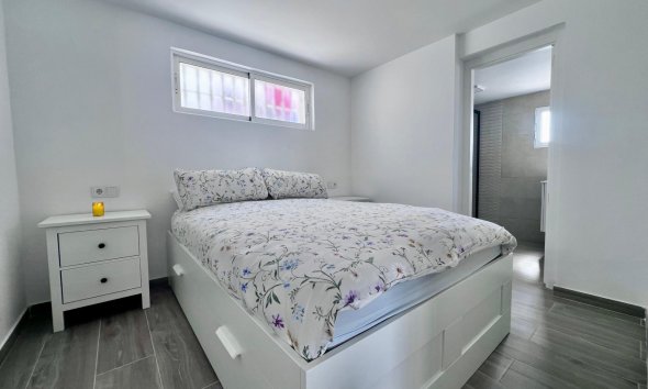 Resale - Villa - San Miguel de Salinas - Las filipinas