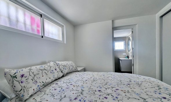 Resale - Villa - San Miguel de Salinas - Las filipinas