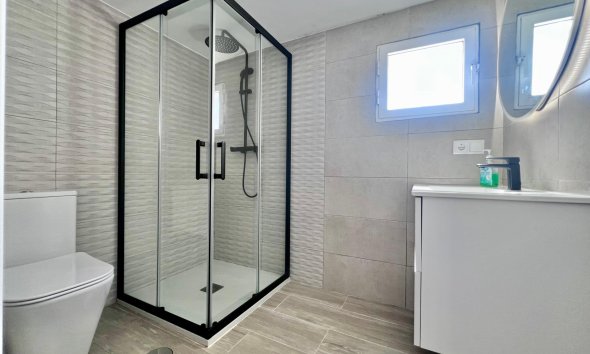 Resale - Villa - San Miguel de Salinas - Las filipinas