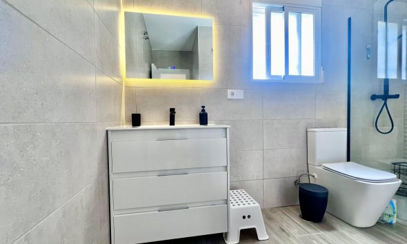 Resale - Villa - San Miguel de Salinas - Las filipinas