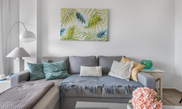 Resale - Apartment - Torrevieja - Los Frutales