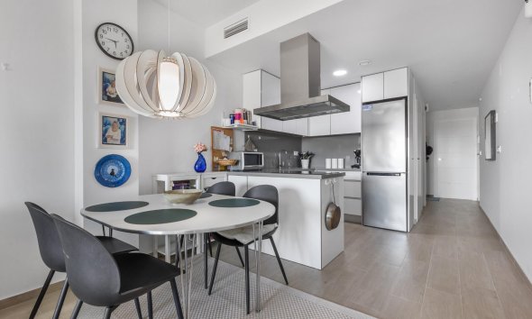 Resale - Apartment - Torrevieja - Los Frutales