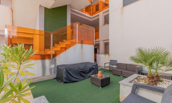 Resale - Apartment - Torrevieja - Los Frutales