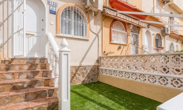 Resale - Terraced house / Townhouse - Orihuela Costa - La Florida