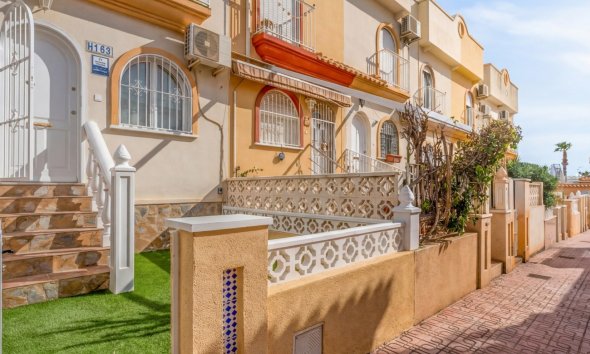 Resale - Terraced house / Townhouse - Orihuela Costa - La Florida