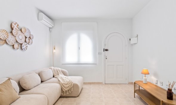 Resale - Terraced house / Townhouse - Orihuela Costa - La Florida