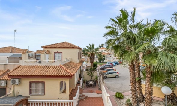 Resale - Terraced house / Townhouse - Orihuela Costa - La Florida