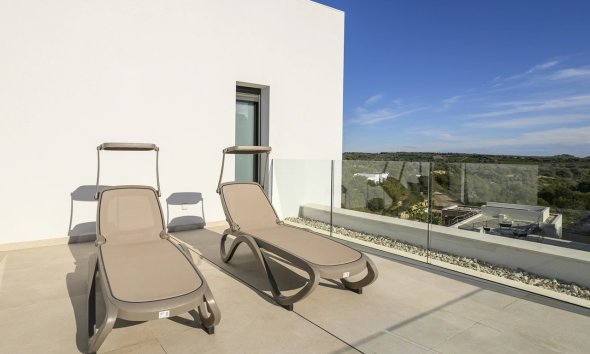 Resale - Villa - Orihuela Costa - Las Colinas Golf Resort