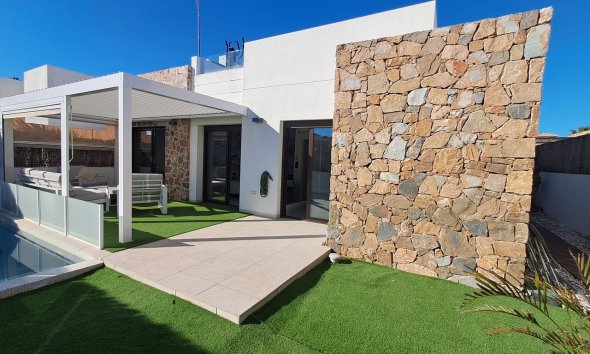 Resale - Villa - Orihuela Costa - Cabo Roig