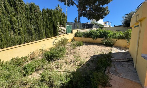 Resale - Villa - Torrevieja - Los balcones