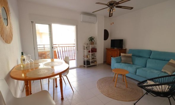 Resale - Apartment - Torrevieja - Centro