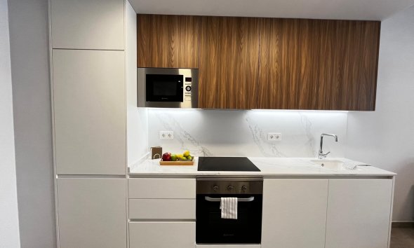 Resale - Apartment - Torrevieja - Playa de El Cura