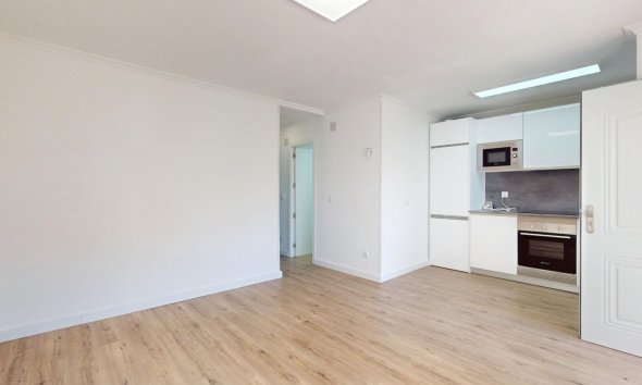 Resale - Apartment - Orihuela Costa - Villamartín