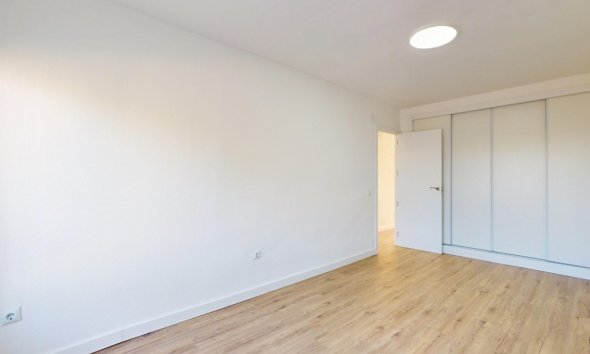 Resale - Apartment - Orihuela Costa - Villamartín