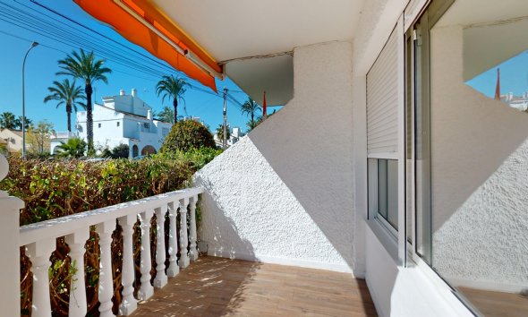 Resale - Bungalow - Orihuela Costa - Villamartín