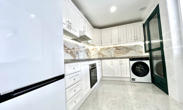 Resale - Apartment - Orihuela Costa - Campoamor R-5